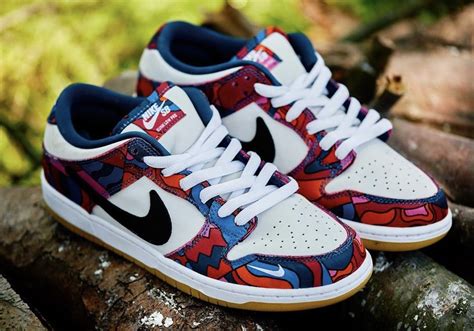 parra x nike sb dunk low pro qs|Nike X parra dunk low.